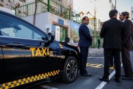 همکاری کرمان موتور و سازمان تاکسیرانی برای جایگزینی تاکسی فرسوده با تاکسی برقی